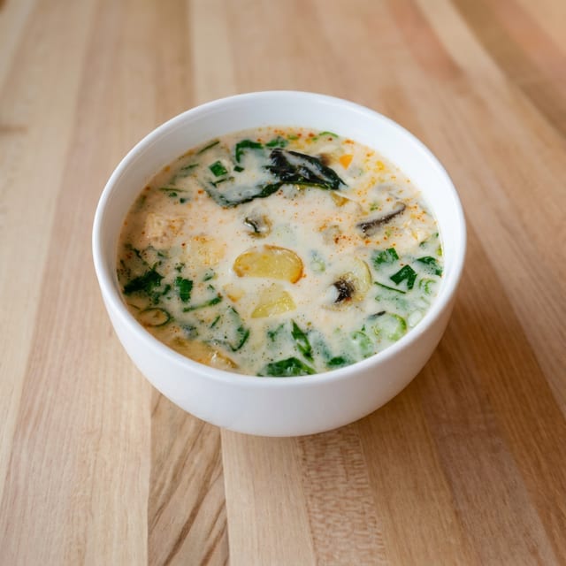 Tom Yum Veggie.