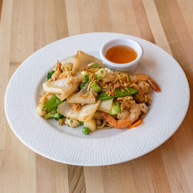 Seafood Kau Gai.